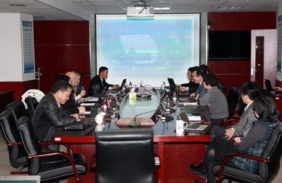 華天軟件與德國(guó)開姆尼茨工業(yè)大學(xué)攜手共建數(shù)字化工廠示范實(shí)驗(yàn)室，推動(dòng)網(wǎng)絡(luò)信息技術(shù)創(chuàng)新